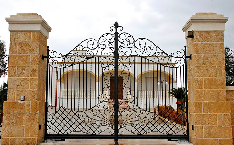 Mau Cong Biet Thu Nha Vuon Dep 2